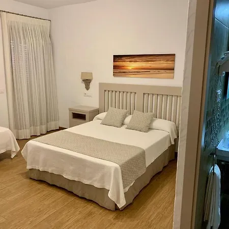 Hotel Almadrabeta *